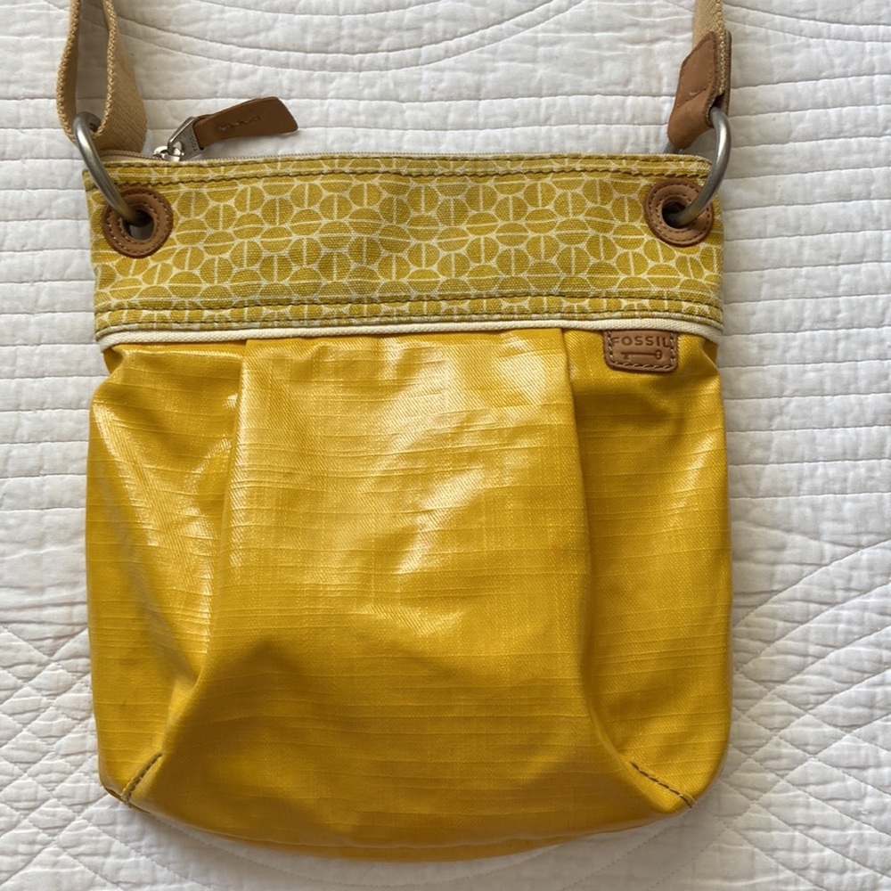 Fossil Crossbody Bag and Wristlet Coated Canvas Leather Trim Yellow Tan Brown - Picture 4 of 17